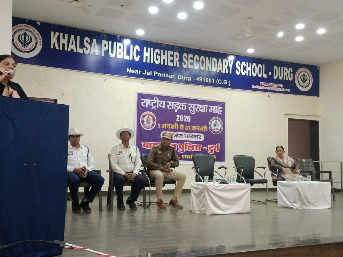 दुर्ग में सड़क सुरक्षा माह 2026: 20 स्कूलों के 10 हजार छात्रों को मिला यातायात प्रशिक्षण