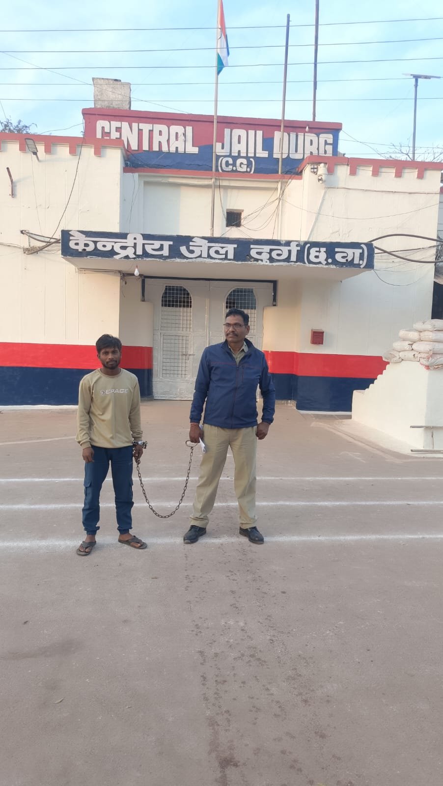 Durg पुलिस की बड़ी कार्रवाई : नशीली टेबलेट की अवैध बिक्री में शामिल आरोपी गिरफ्तार