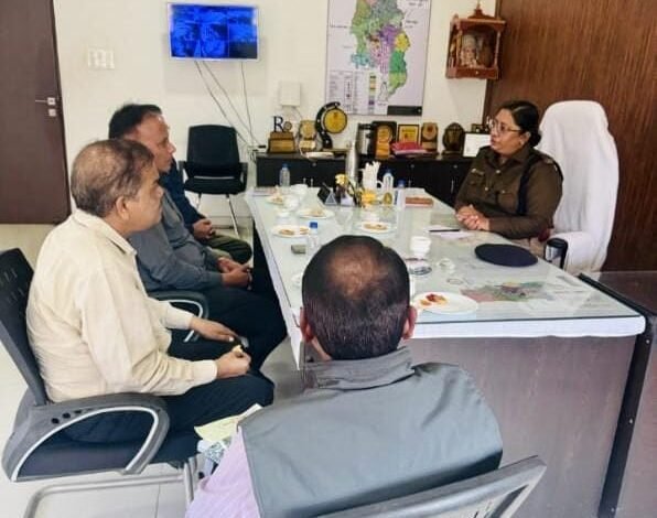 Durg में सड़क हादसों पर लगेगा ब्रेक: पुलिस–PWD–NHAI की हाईलेवल बैठक, ब्लैक स्पॉट सुधार पर बनी सहमति