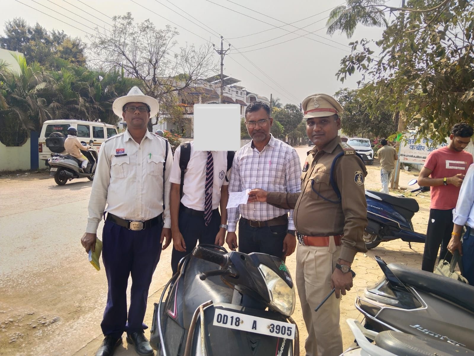 Durg Police का स्कूल ‘स्ट्राइक: नाबालिगों को बाइक देना पैरेंट्स को पड़ा महंगा, एक ही दिन में वसूला 62,500 जुर्माना