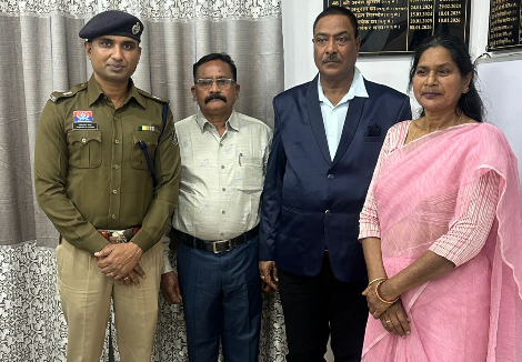 दुर्ग पुलिस में तीन कर्मचारियों को सम्मानपूर्वक दी गई सेवानिवृत्ति विदाई