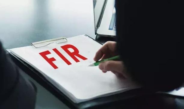 Kanker में पुलिस पर आदिवासी युवक के साथ क्रूरता का आरोप