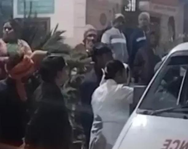 Korba में अलाव तापते समय दर्दनाक हादसा: महिला के कपड़ों में लगी आग, बचाने वाले युवक भी झुलसे