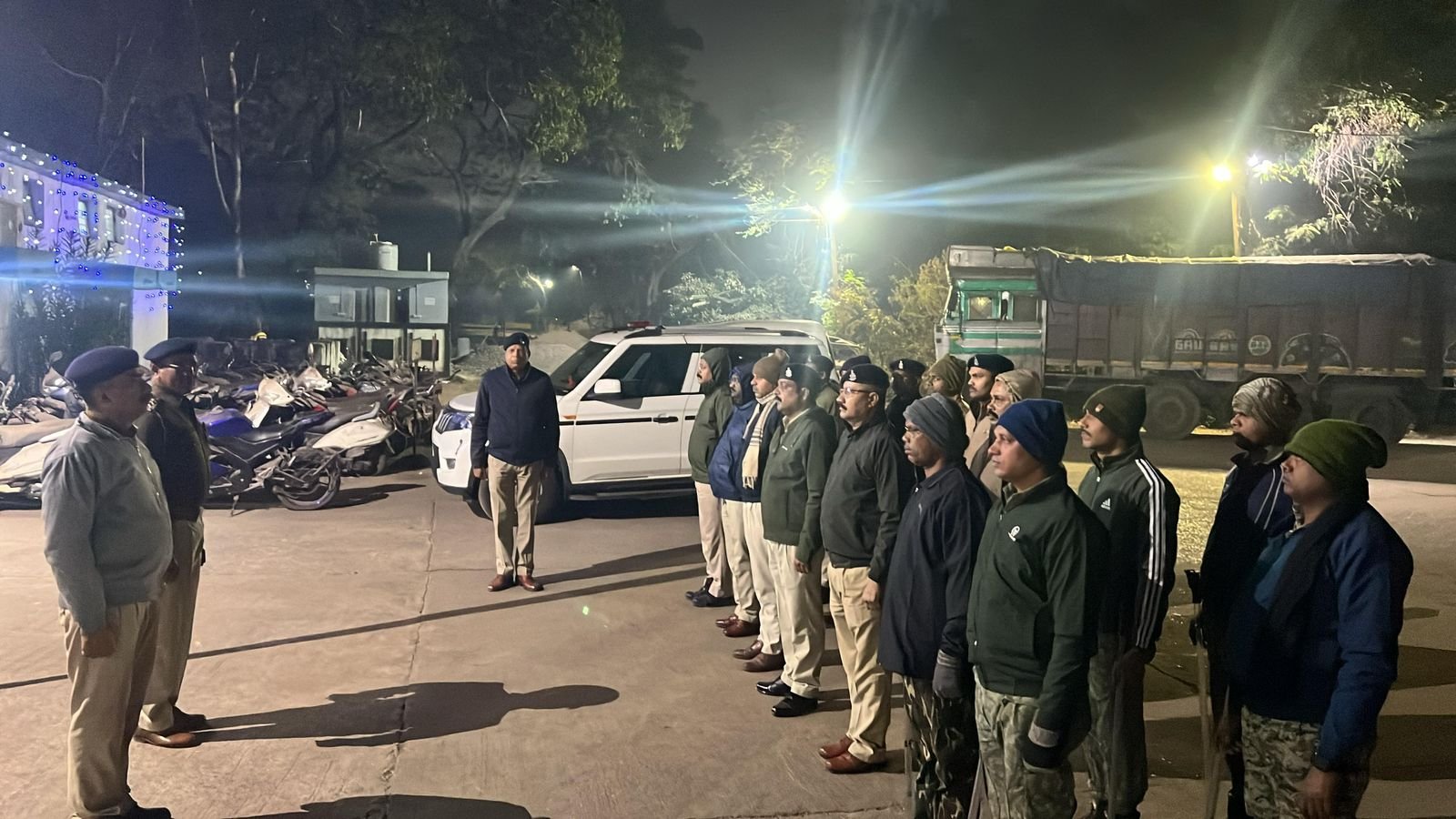 Durg पुलिस की बड़ी काम्बिंग गश्त, 64 वारंटी गिरफ्तार