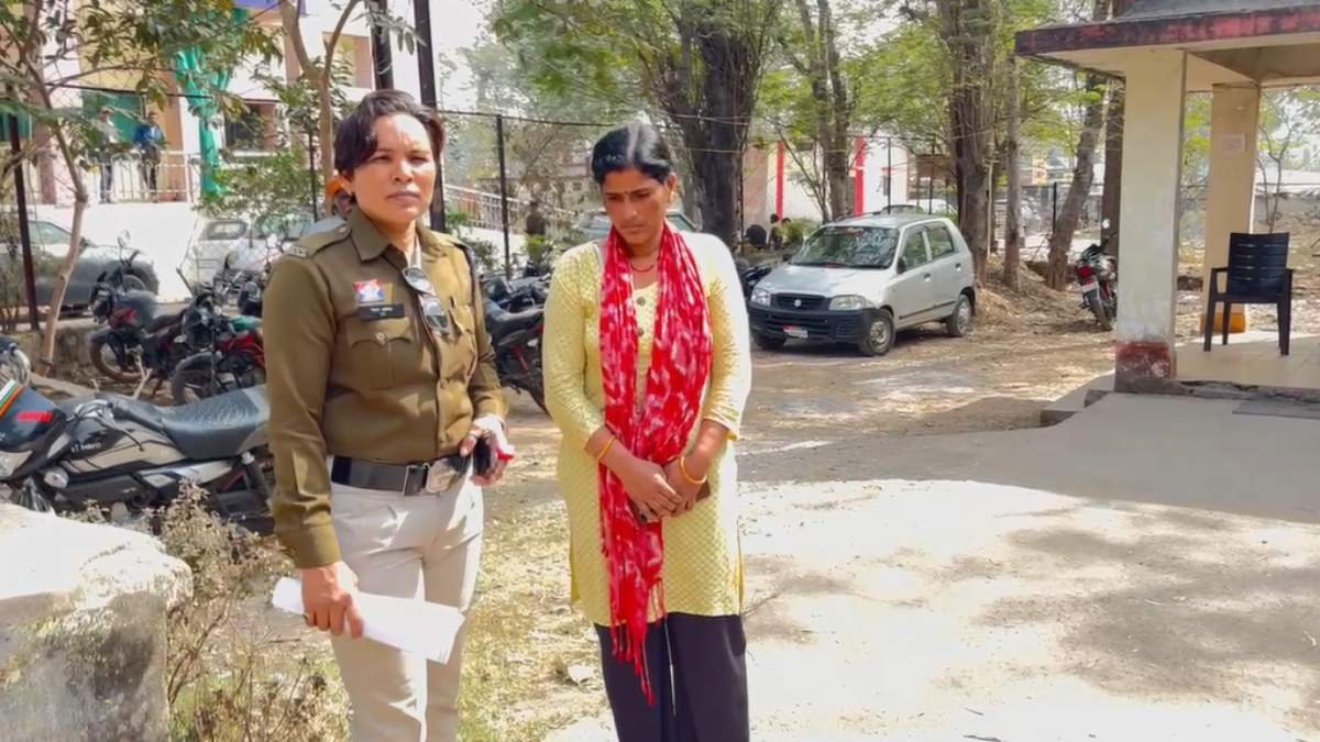 Korba : प्रेम प्रसंग में अंधी पत्नी ने पति को दिया जहर, मासूम बच्चों ने पुलिस के सामने किया खुलासा 