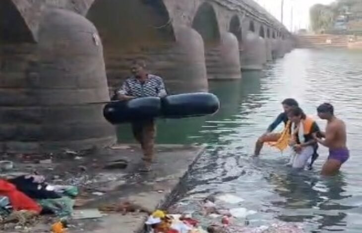 शिवनाथ नदी में दो युवतियों ने की आत्महत्या की कोशिश, सतर्कता से बची जान