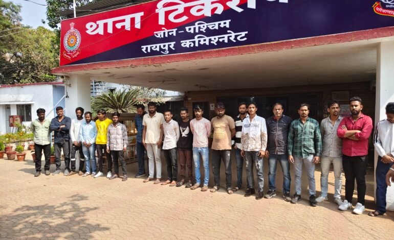 रायपुर पश्चिम जोन में चाकूबाज़ों और बदमाशों पर पुलिस का बड़ा अभियान