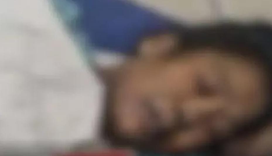 सुलभ शौचालय में सनसनीखेज वारदात: पति ने पत्नी और नाबालिग बेटी को पेट्रोल डालकर जलाया