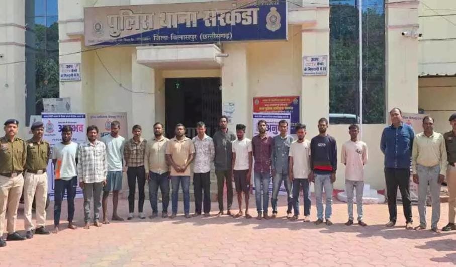 पुलिस की बड़ी कार्रवाई, एक रात में 126 वारंटी और 11 फरार आरोपी गिरफ्तार