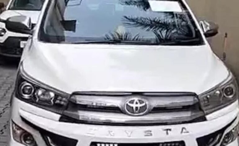 आयकर विभाग की टीम ने शहर के एक बड़े कोयला व्यापारी के ठिकानों पर छापामार कार्रवाई की