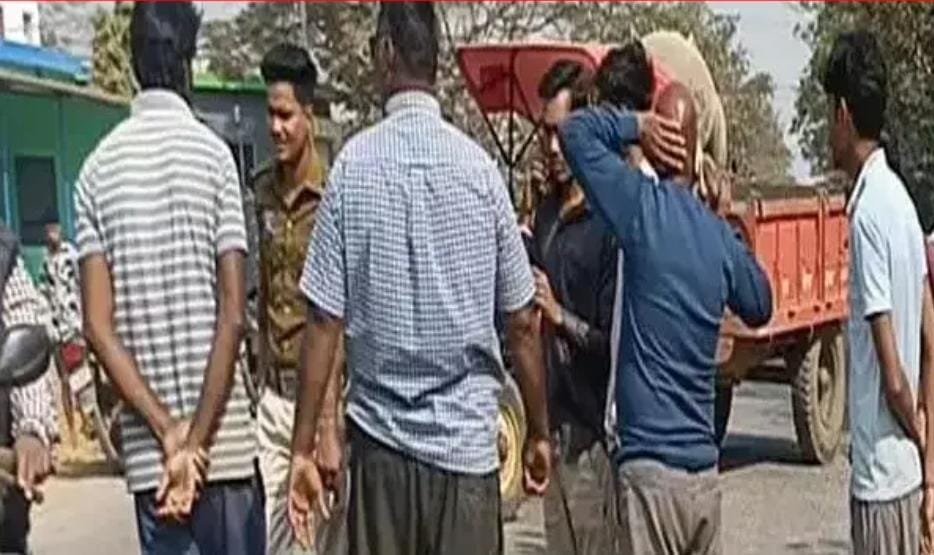 Sakti में दर्दनाक सड़क हादसा: शिक्षक की मौके पर मौत