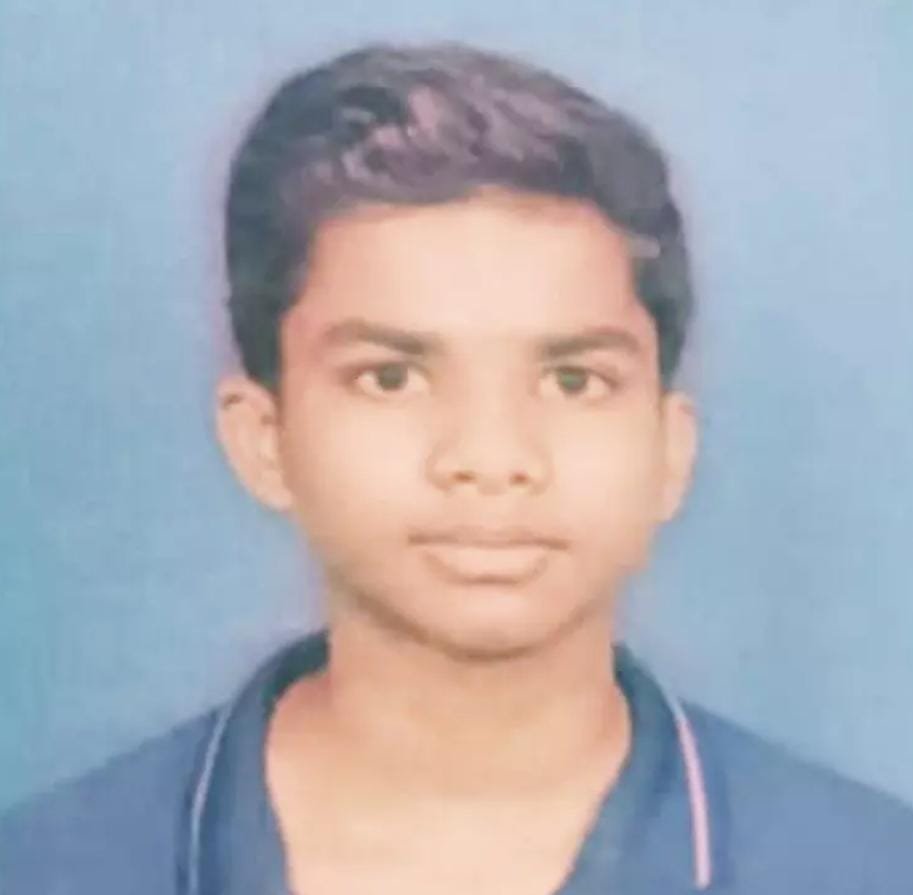 Korba में 12वीं के छात्र ने लगाई फांसी