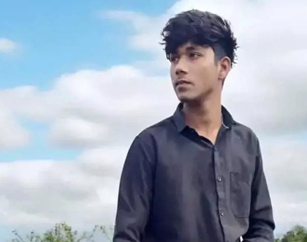 Durg में बहन की शादी से ठीक पहले दर्दनाक हादसा: तेज रफ्तार अज्ञात वाहन ने मारी टक्कर, एक भाई की मौके पर मौत