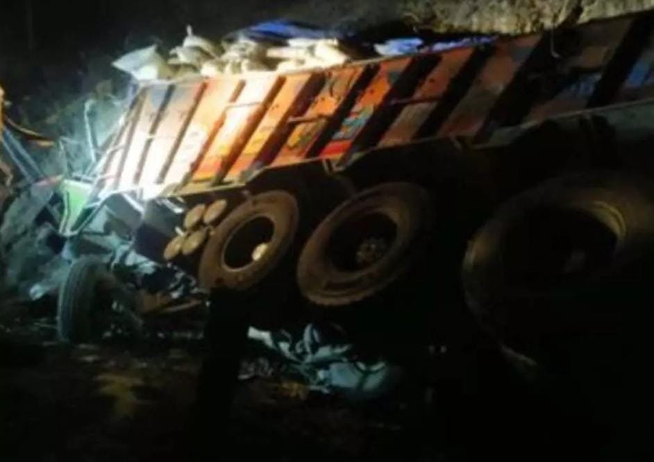 छत्तीसगढ़ के कोरबा में केंदई हसदेव पुल पर भीषण सड़क हादसा, दो की मौत