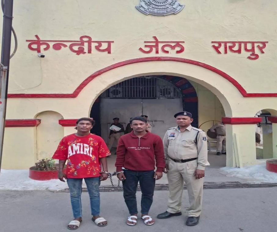 Raipur: उरला के संगीता पेट्रोल पंप पर बाइक में लगाई आग, दो आरोपी गिरफ्तार