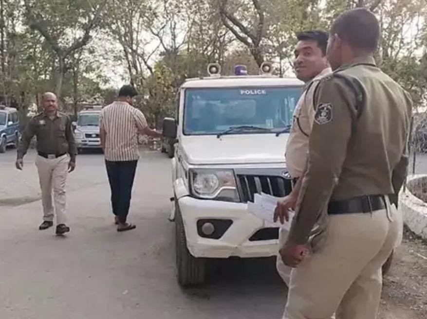 Korba में कृषि मंडी अधिकारी राहुल साहू गिरफ्तार: महिला अधिकारी से शादी का झांसा देकर शारीरिक शोषण का आरोप