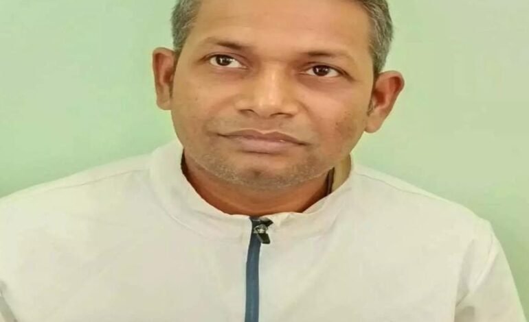 फूड इंस्पेक्टर 90 हजार रुपए की रिश्वत लेते गिरफ्तार