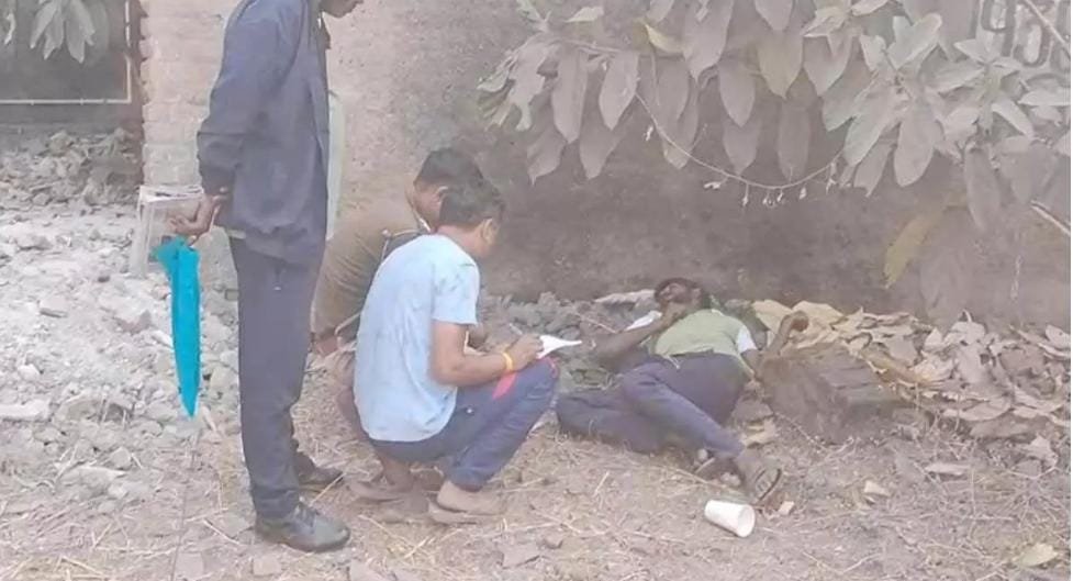 Durg में कुम्हारी के खाली प्लॉट में अज्ञात युवक का शव मिला