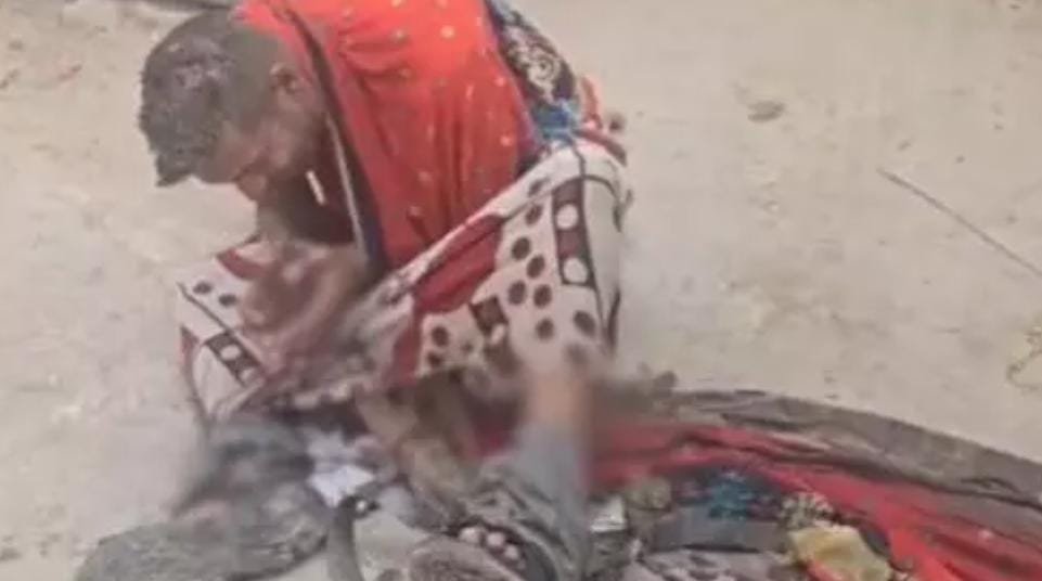 Bilaspur में युवक ने खुद को लगाई आग, हालत गंभीर