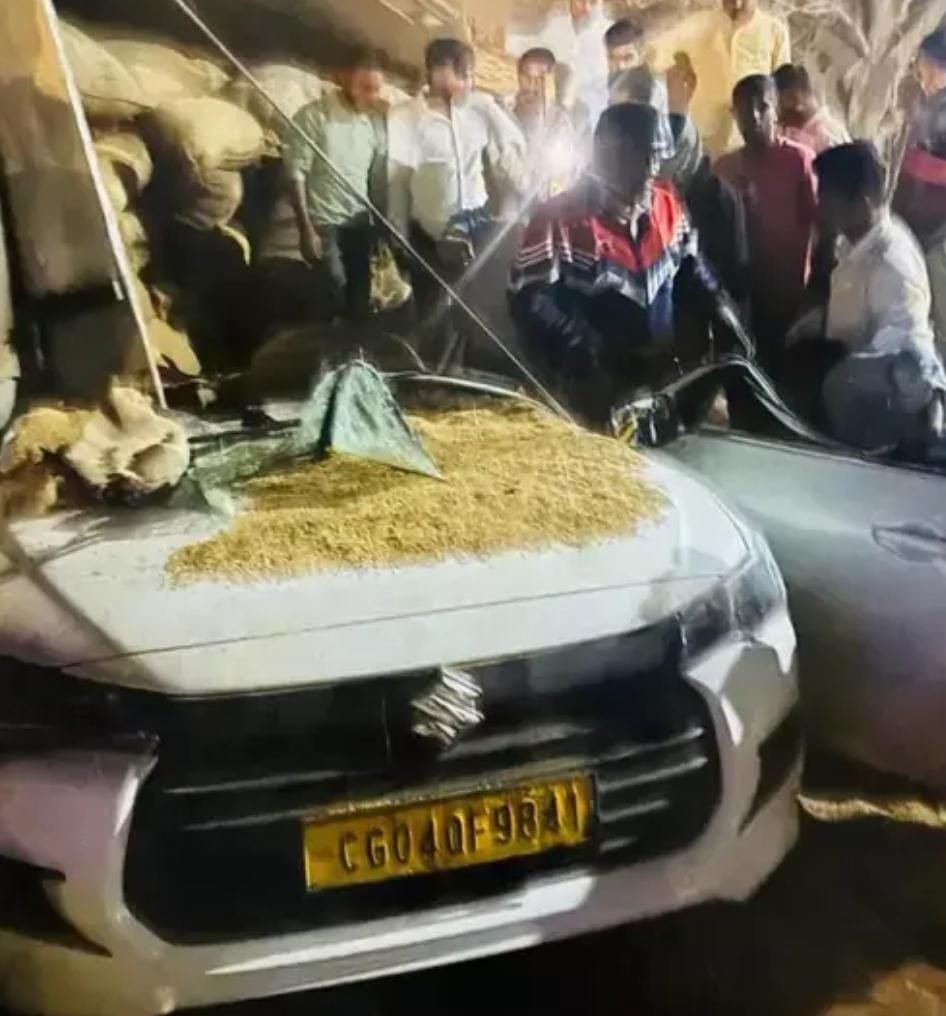 Raipur: विधानसभा क्षेत्र में DPS स्कूल के पास ट्रक कार पर पलटा, 4 लोगों की मौत