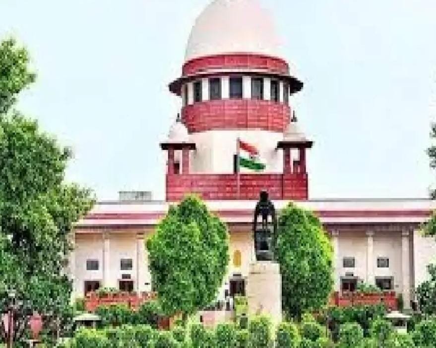 Supreme Court ने NCERT की 8वीं की किताब पर लगाई रोक, कॉपी साझा करने वालों पर होगी कार्रवाई