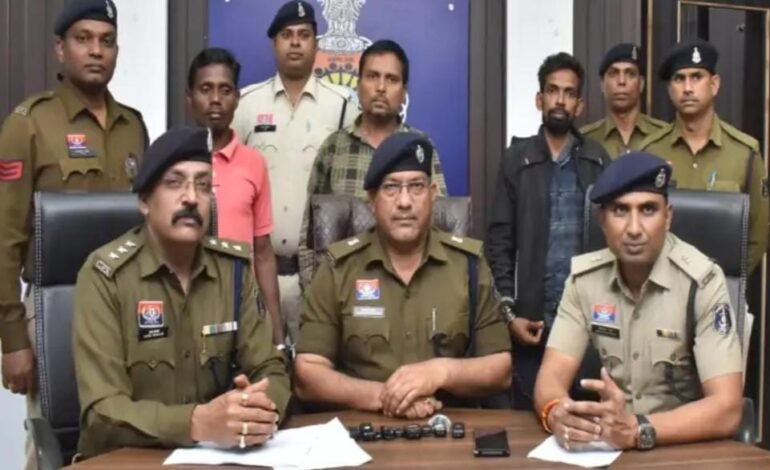 दोपहिया वाहन चोरी गिरोह का भंडाफोड़: 31 बाइकें बरामद, 3 गिरफ्तार