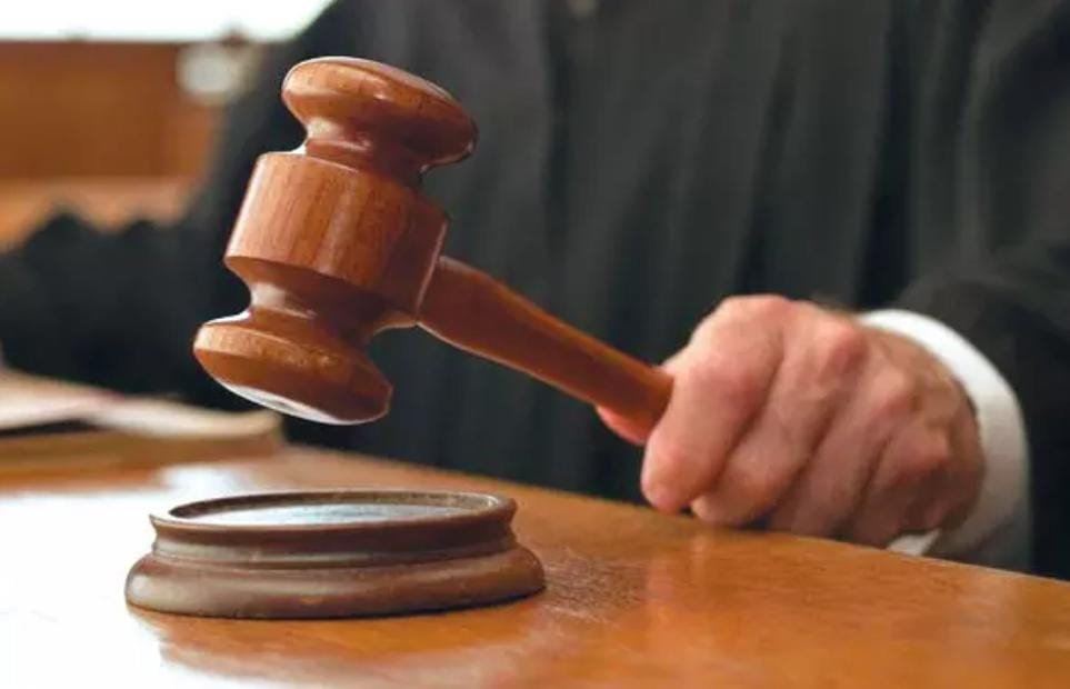 Ambikapur: बहू को टांगी से वार कर हत्या करने वाले ससुर को उम्रकैद की सजा